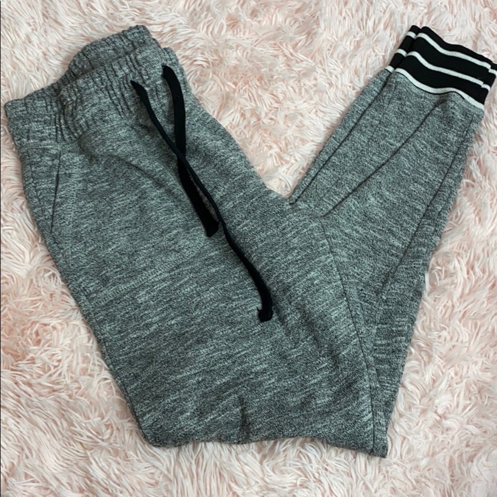 ✨Cotton On Gray Sweats✨